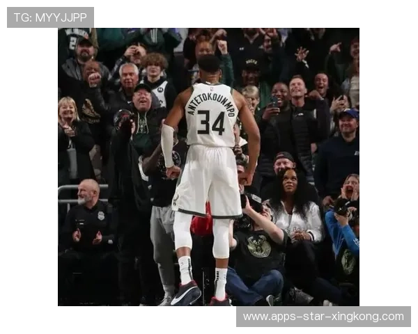 字母哥连续快攻,雄鹿主场稳稳获胜 字母哥连续快攻,雄鹿主场稳稳获胜