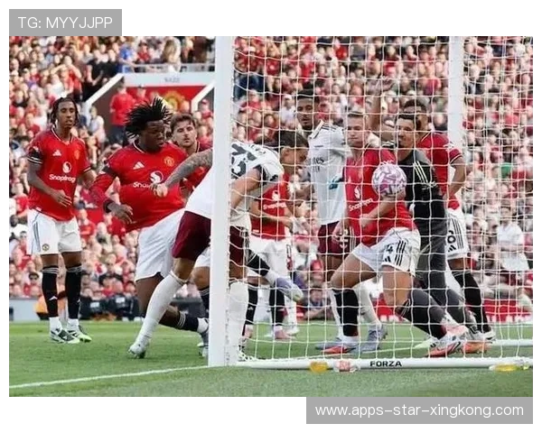 阿森纳锋线的运行与传导令对手后防疲于奔命——极致进攻的背后