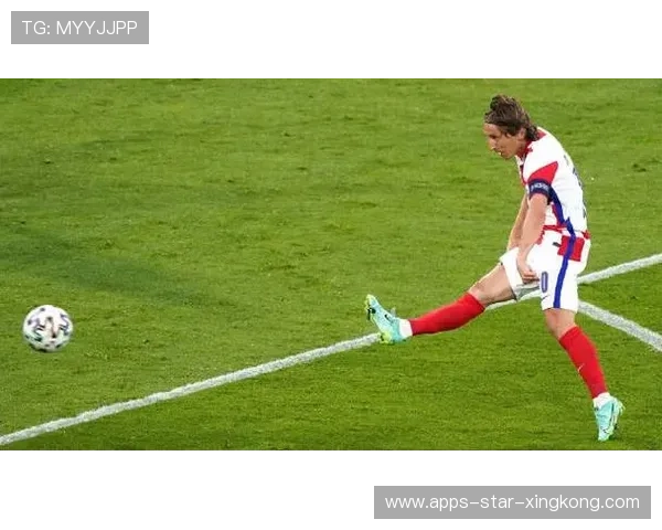 皇马莫德里奇外脚背传球助攻全场膜拜 皇马莫德里奇外脚背传球助攻全场膜拜